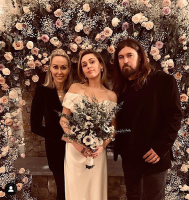 CHECK OUT MILEY CYRUS WEDDING PICTURES